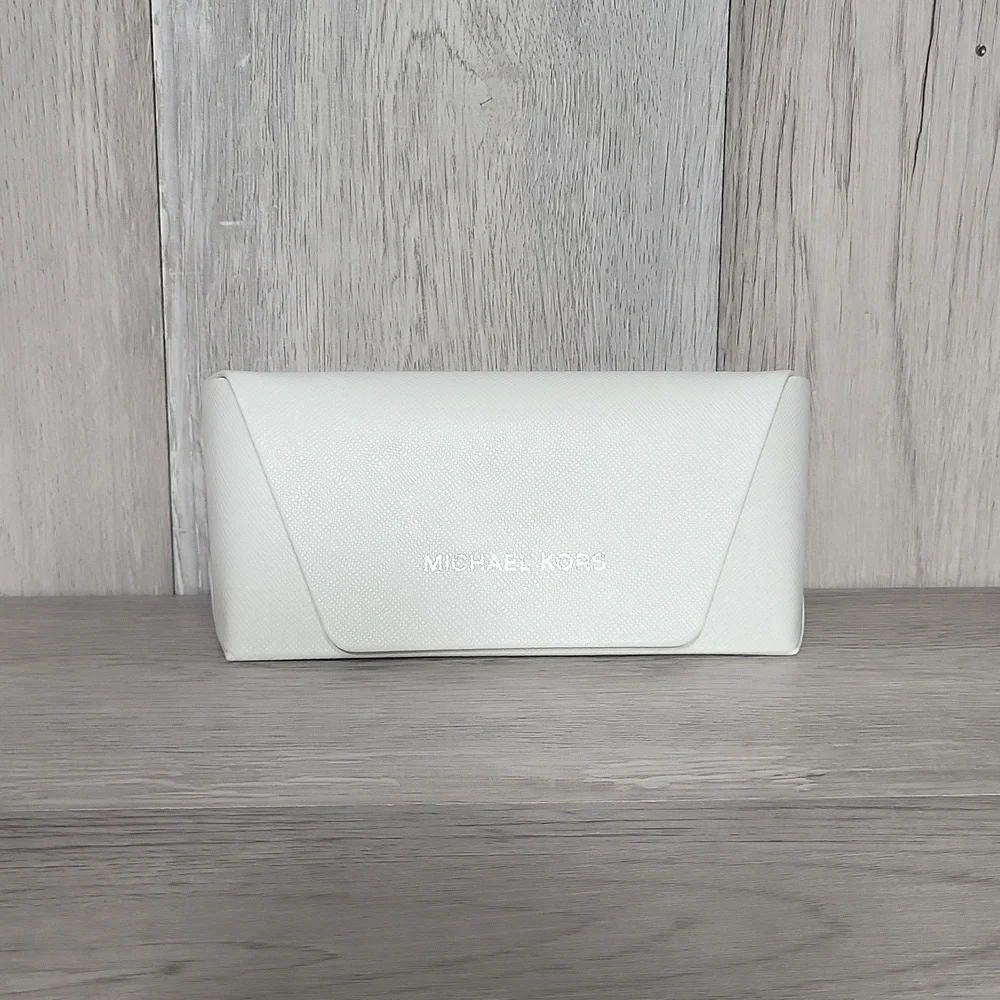 Michael Kors White Hard Shell Eyeglass Case Designer‎ Sunglasses Protector